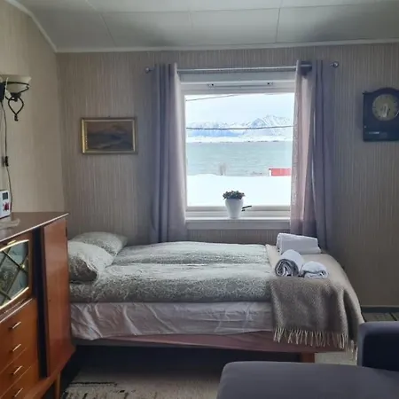 Isabella's - Lofoten Apartment Valle (Lofoten)