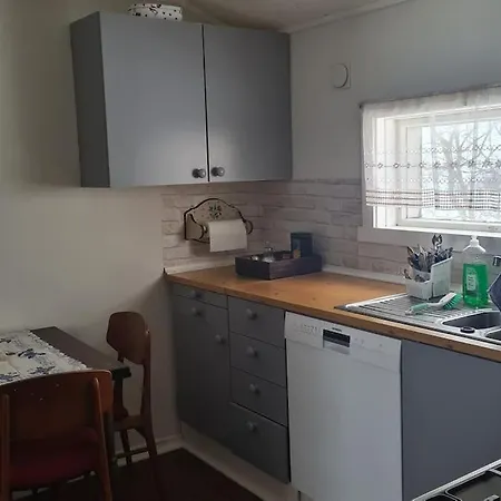 Isabella's - Lofoten Apartment Valle (Lofoten)